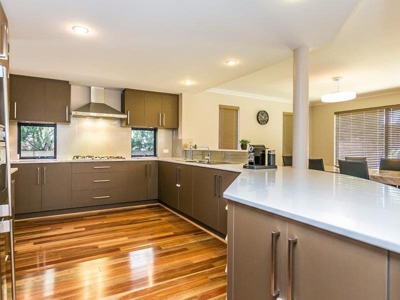 71 Seacrest Drive, SORRENTO WA 6020, Sorrento - Thumbnail 2