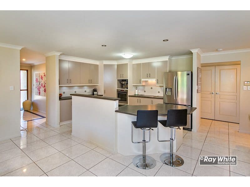 3 Emily Court, Norman Gardens QLD 4701, Norman Gardens - Thumbnail 4