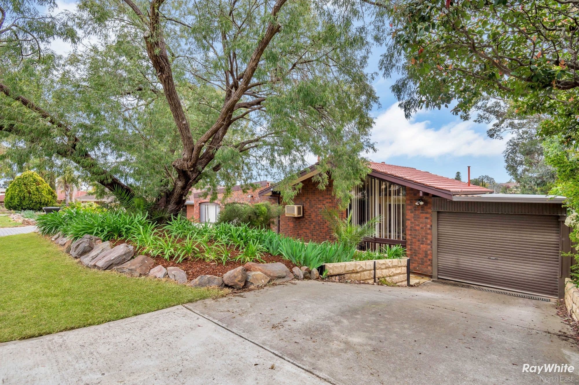 10 Wongabeena Drive, Surrey Downs SA 5126, Surrey Downs - Thumbnail 2