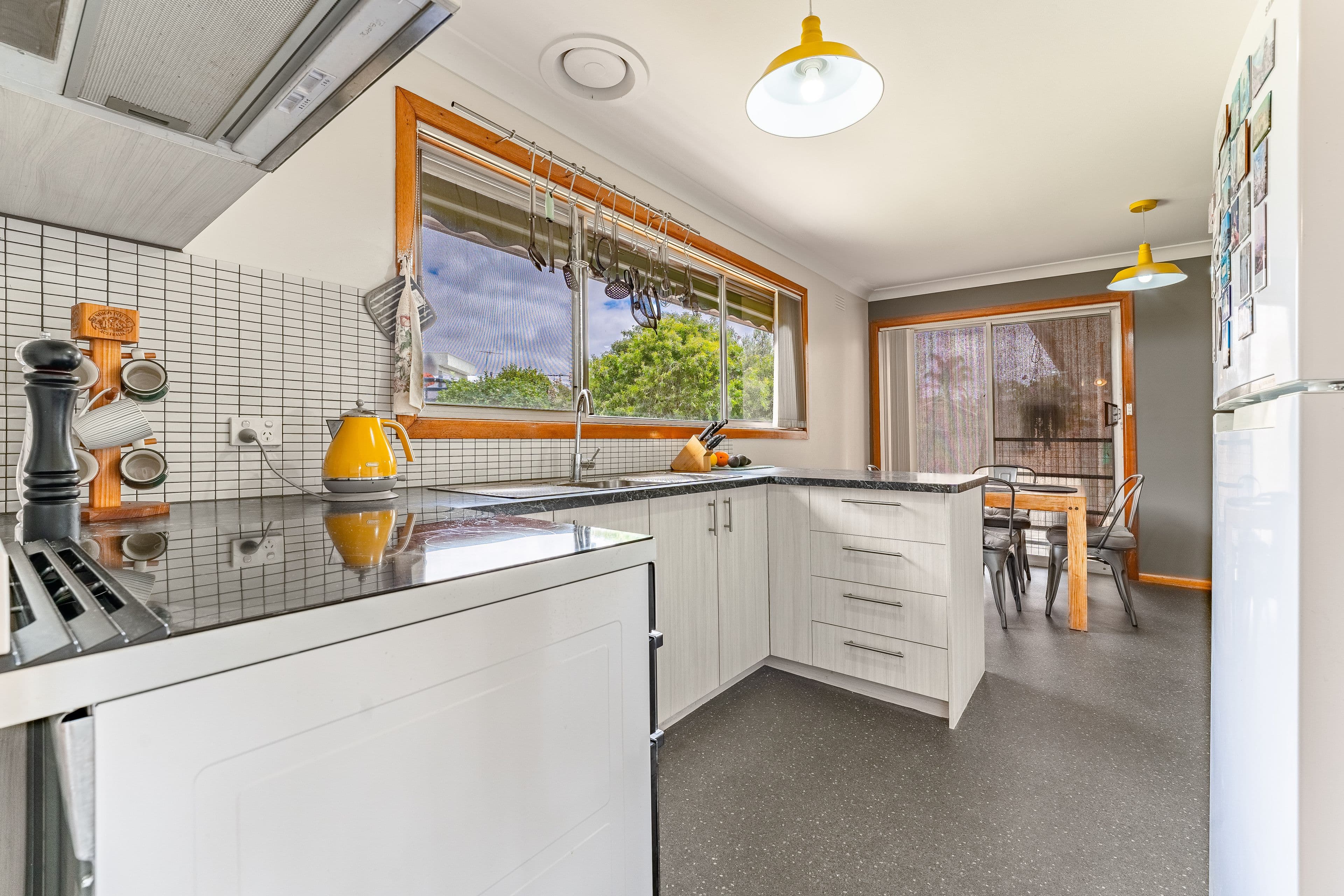 14 Madigan Court, Highton VIC 3216, Highton - Thumbnail 5