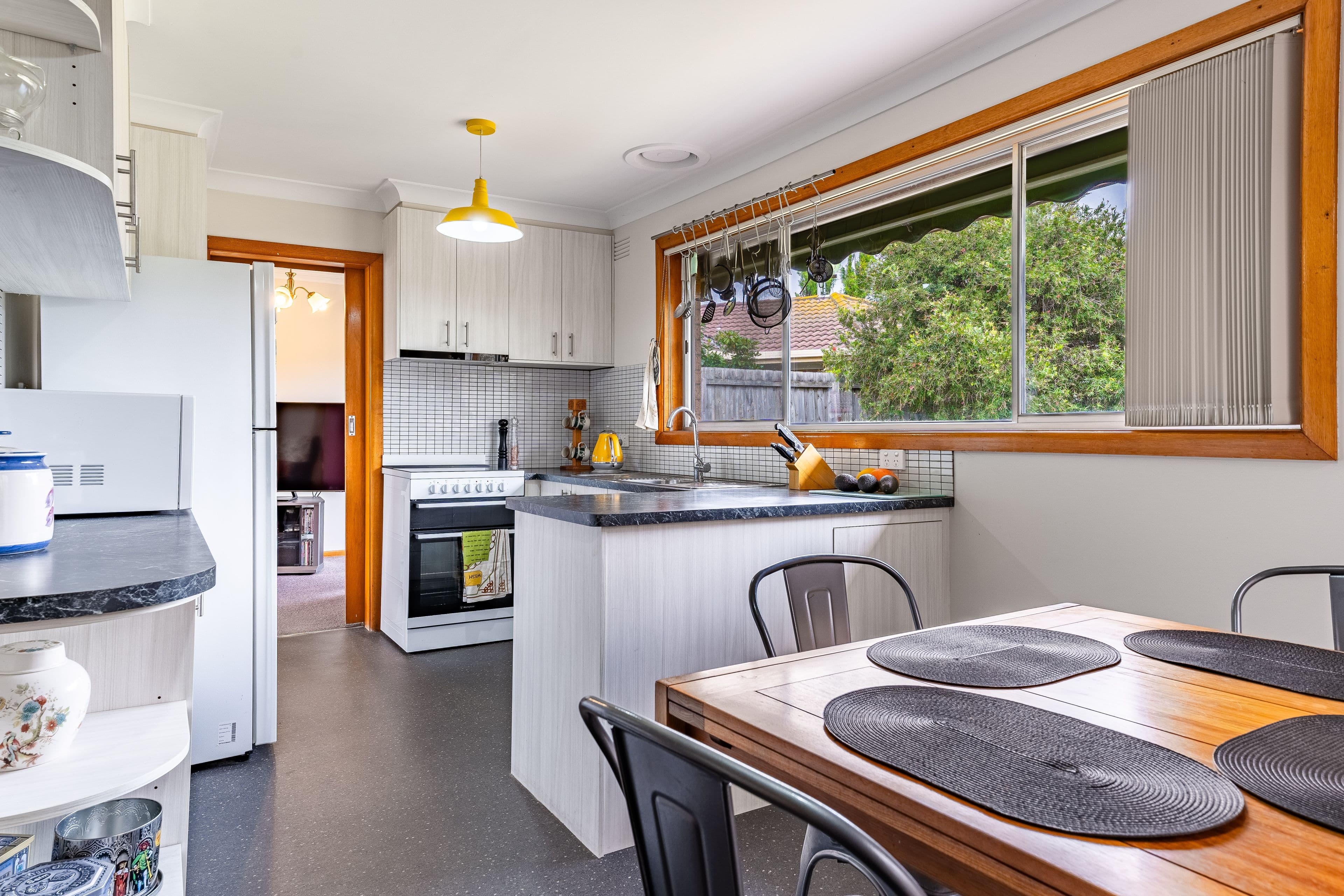 14 Madigan Court, Highton VIC 3216, Highton - Thumbnail 6
