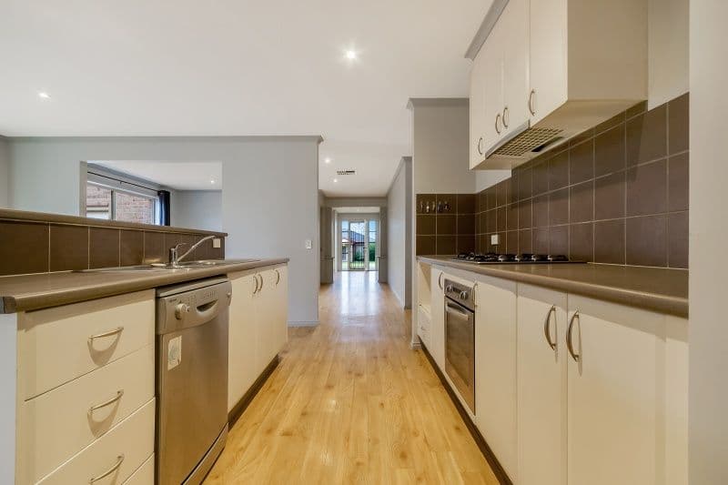 5 Edenborough Way, Bannockburn VIC 3331, Bannockburn - Thumbnail 2