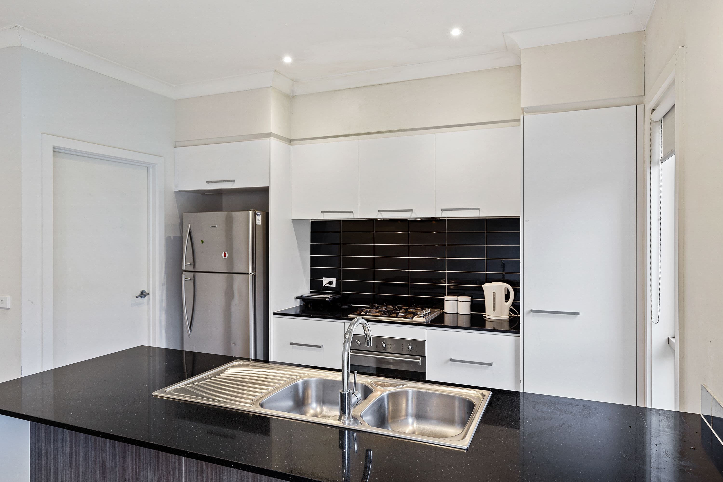 4 Amphion Street, Epping VIC 3076, Epping - Thumbnail 3
