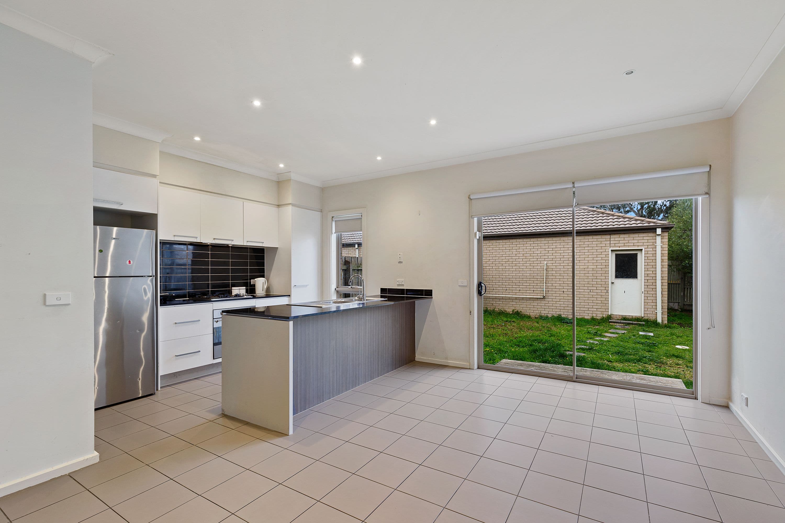 4 Amphion Street, Epping VIC 3076, Epping - Thumbnail 4