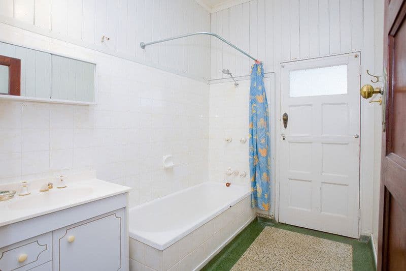 14 Ontario Street, HOLLAND PARK WEST QLD 4121, Holland Park West - Thumbnail 6