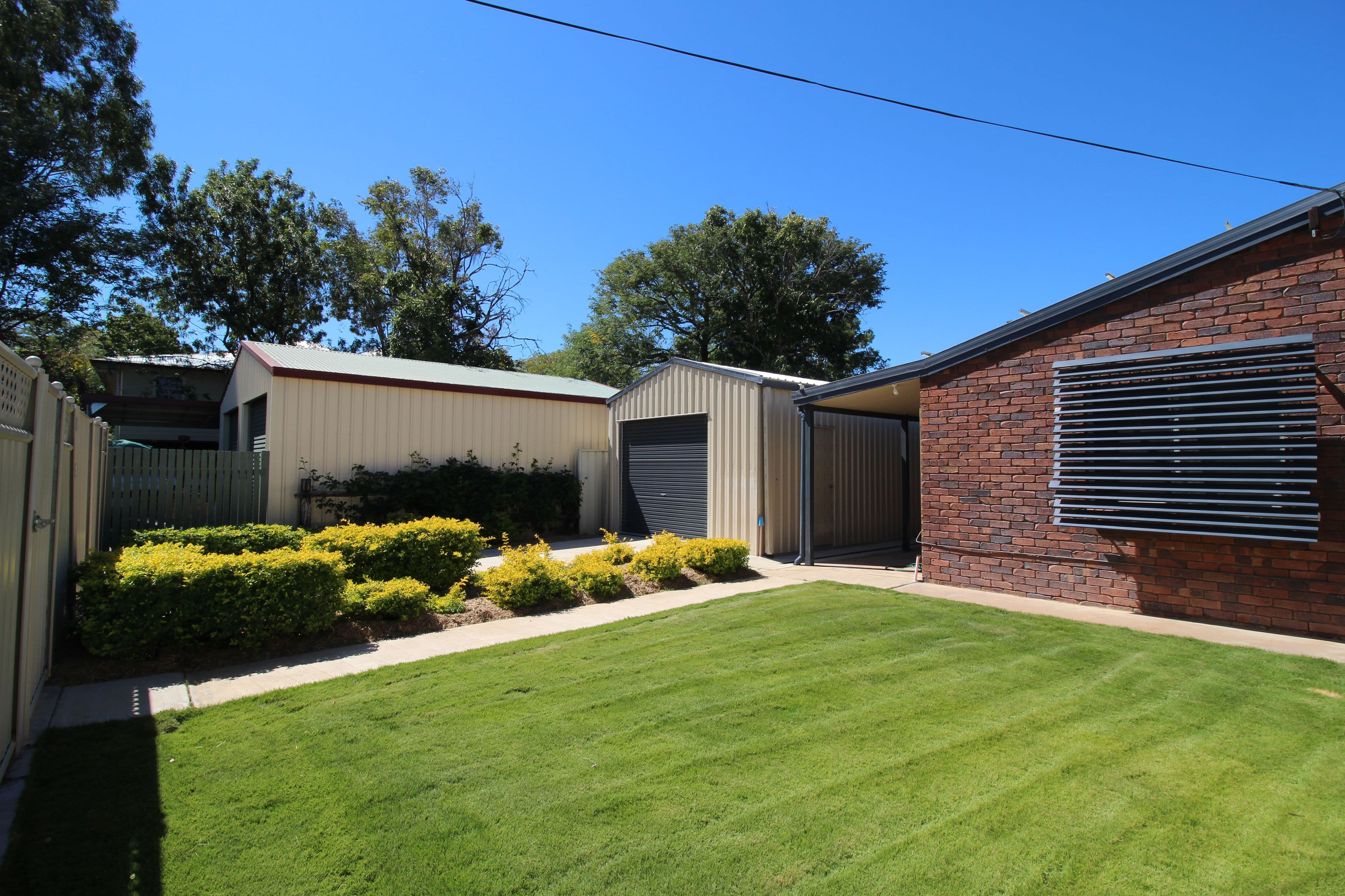 1 Wilby Place, Emerald QLD 4720, Emerald - Thumbnail 3