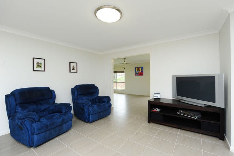 6 Jordana Court, GLADSTONE QLD 4680, Gladstone - Thumbnail 4