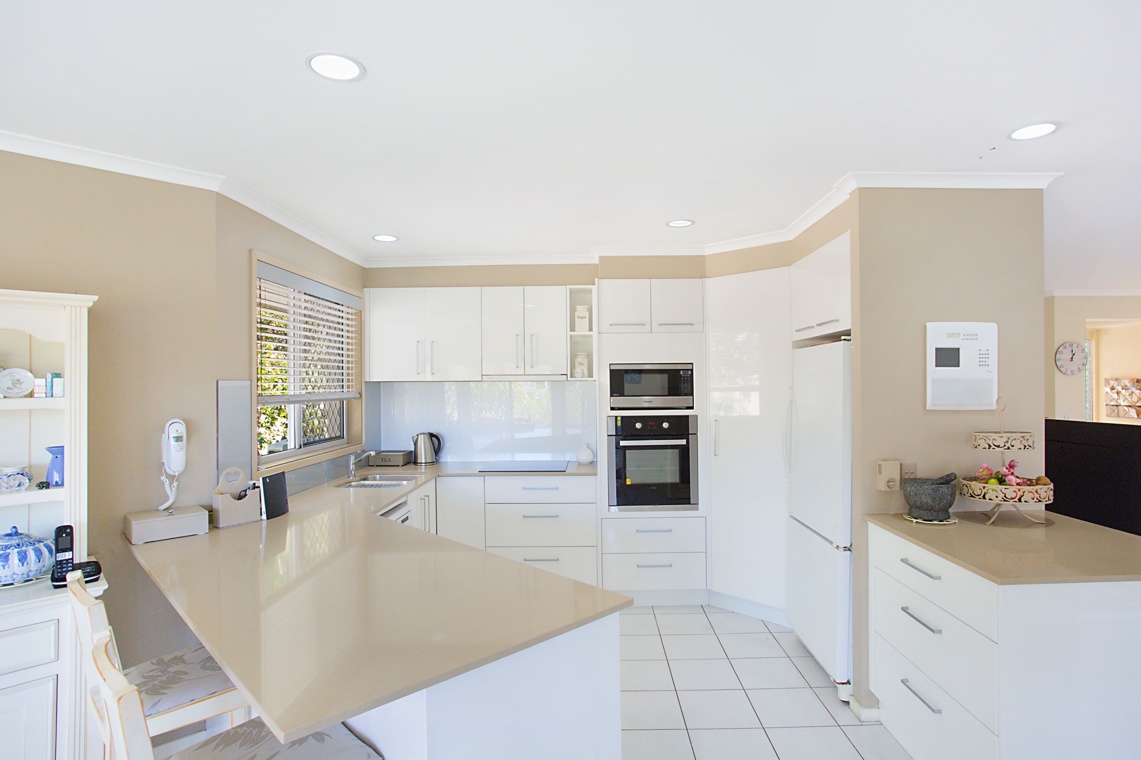 110 Dunlin Drive, Burleigh Waters QLD 4220, Burleigh Waters - Thumbnail 4