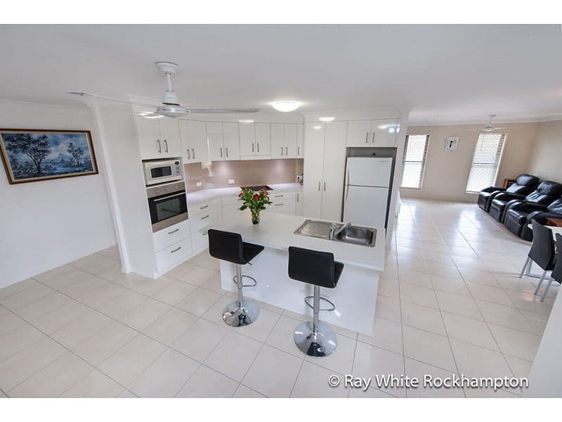 36 Broadhurst Drive, Gracemere QLD 4702, Gracemere - Thumbnail 3