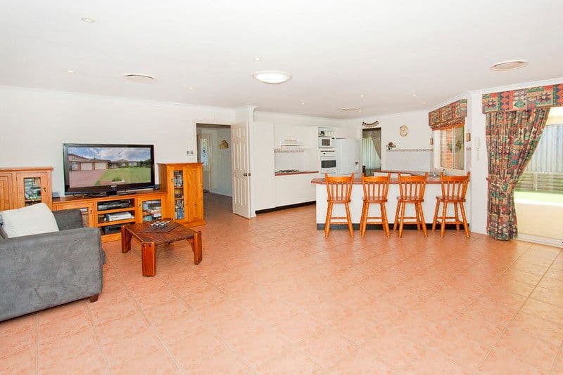 13 Crestview Avenue, KELLYVILLE NSW 2155, Kellyville - Thumbnail 6