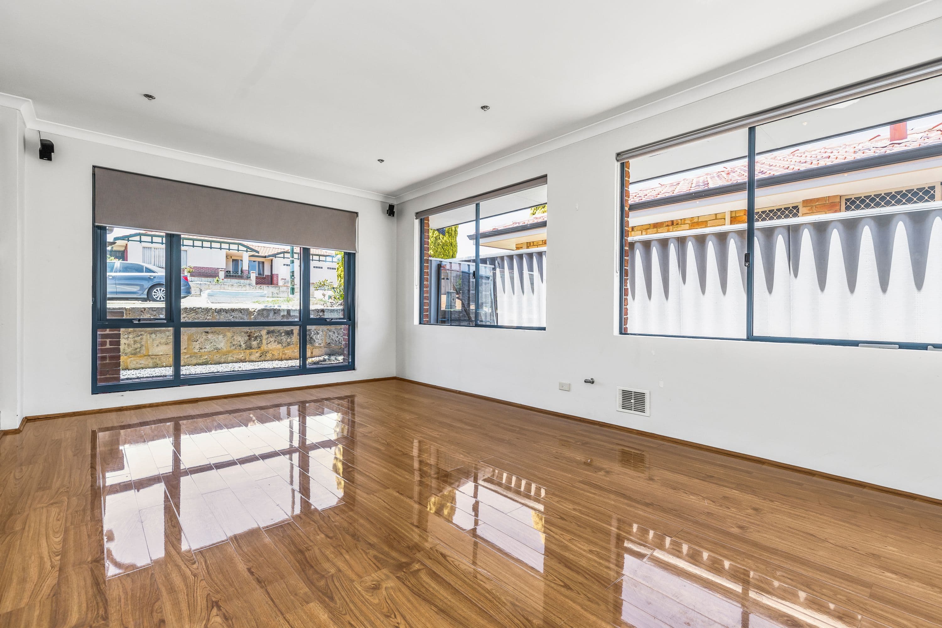 21 Rockdale Pass, Landsdale WA 6065, Landsdale - Thumbnail 5