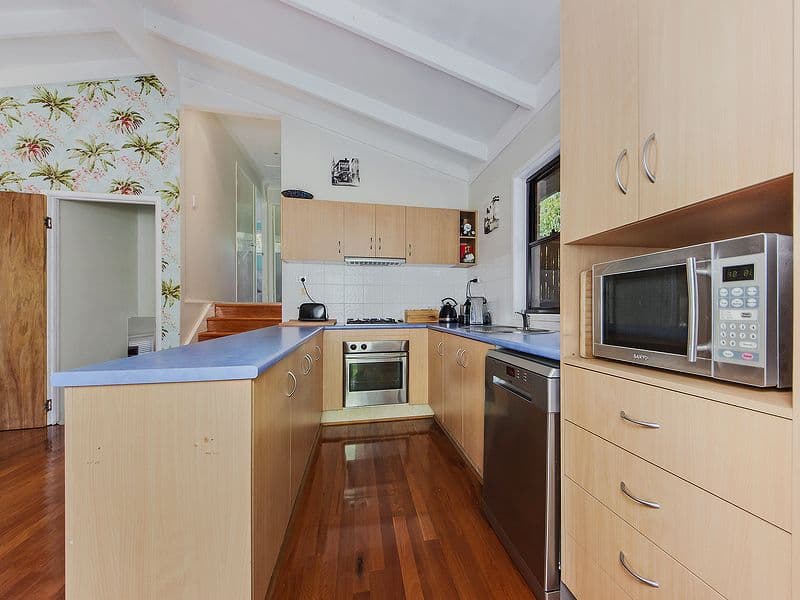 32 Cotlew Street, Southport QLD 4215, Southport - Thumbnail 4