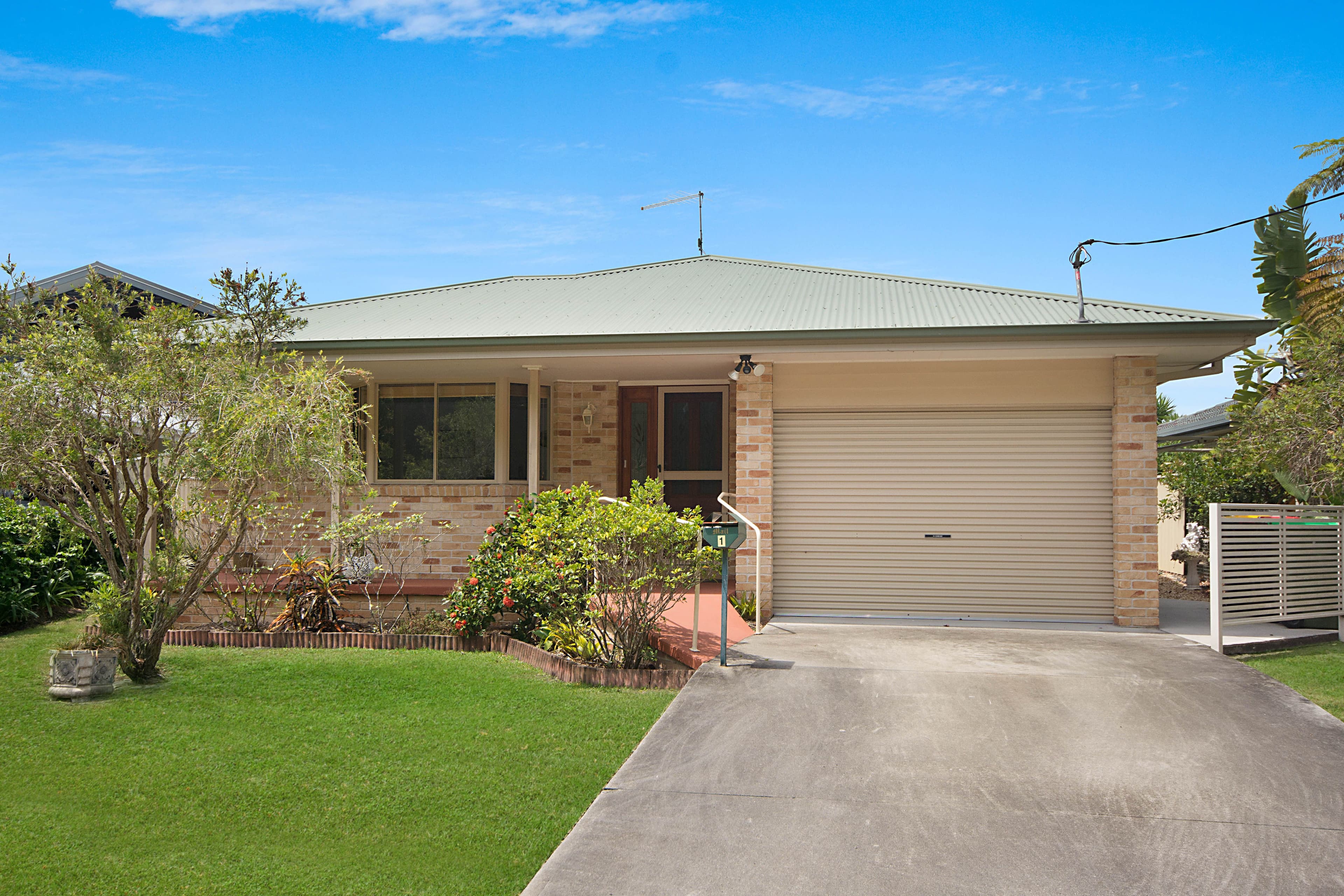 1 Cox Street, Yamba - Image 1
