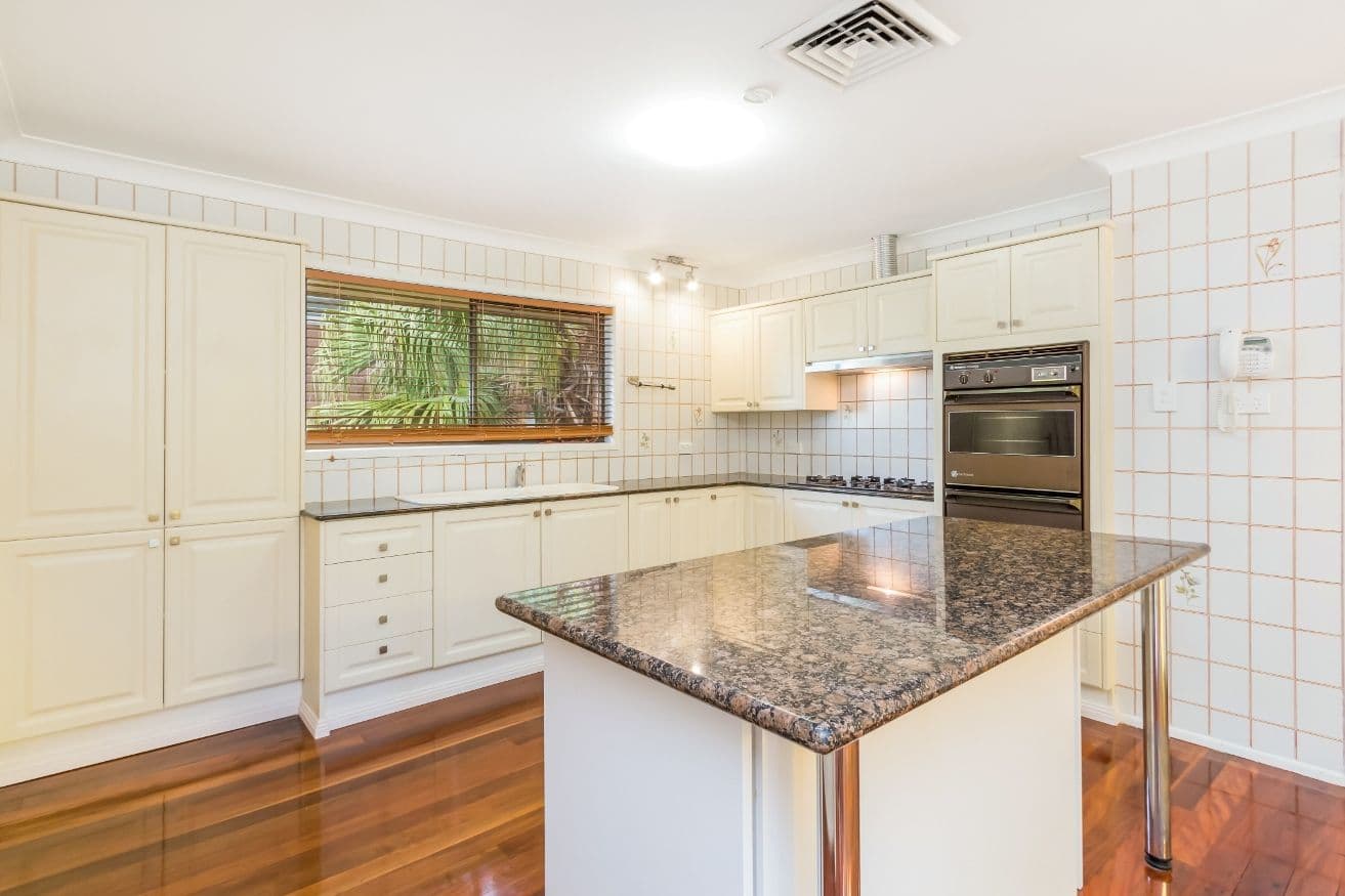 10 Moygara Street, The Gap QLD 4061, The Gap - Thumbnail 2