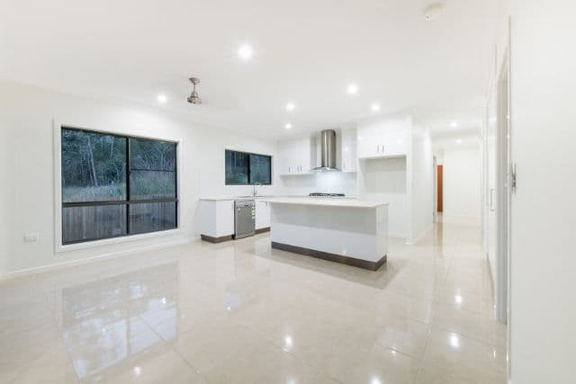 49 Twin Creek Court, Cannonvale QLD 4802, Cannonvale - Thumbnail 3