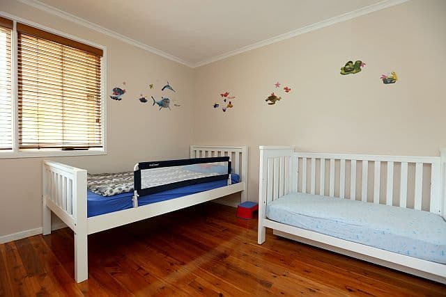 32 Caroline Crescent, GEORGES HALL NSW 2198, Georges Hall - Thumbnail 7