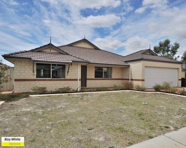 4 Halpin Circle, ELLENBROOK WA 6069, Ellenbrook - Thumbnail 2