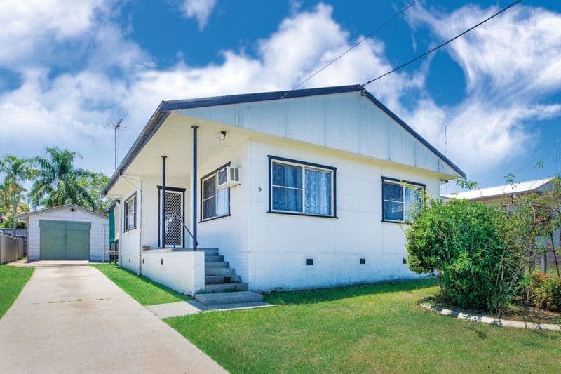 5 Mossberry Avenue, Junction Hill - Image 1