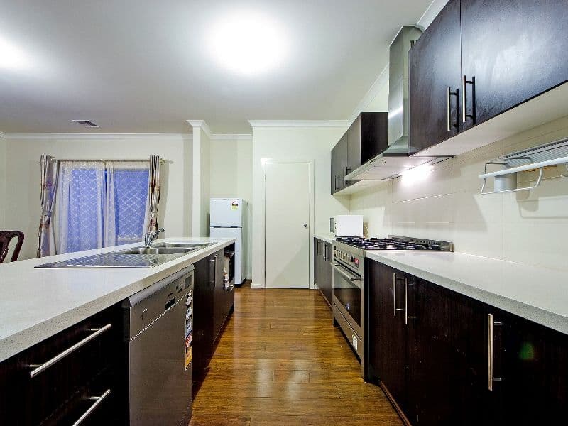 34 Fongeo Drive, POINT COOK VIC 3030, Point Cook - Thumbnail 6