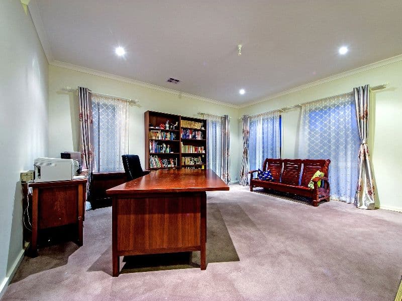 34 Fongeo Drive, POINT COOK VIC 3030, Point Cook - Thumbnail 8