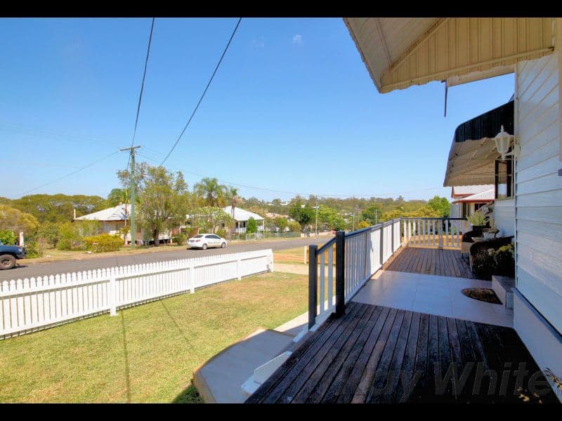 8 McMahon Street, Bundamba QLD 4304, Bundamba - Thumbnail 2