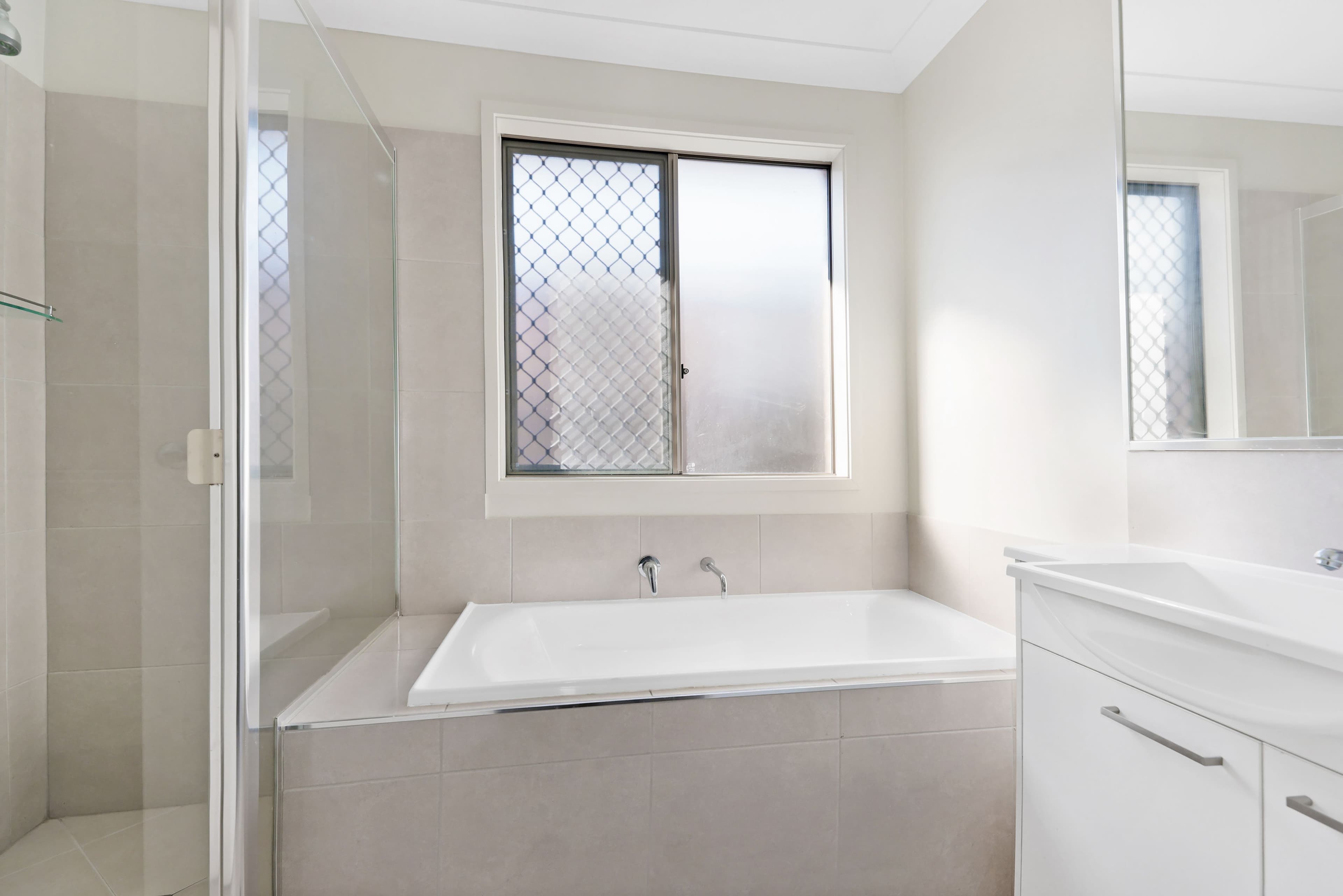 17 Darug Avenue, Glenmore Park NSW 2745, Glenmore Park - Thumbnail 7