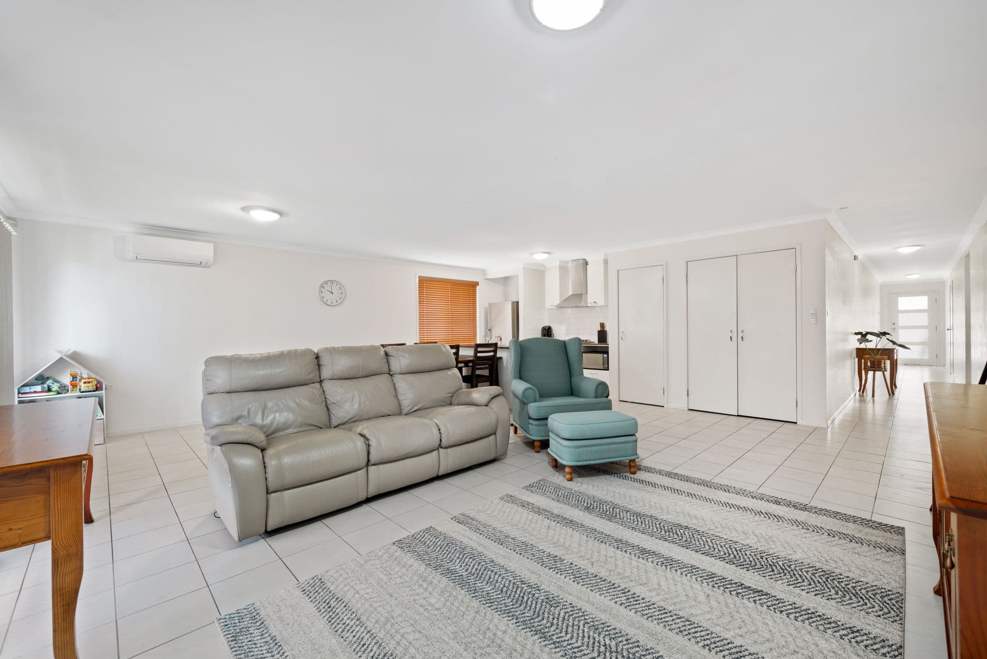 47 & 47a Jubilee Circuit, Rosemeadow NSW 2560, Rosemeadow - Thumbnail 2