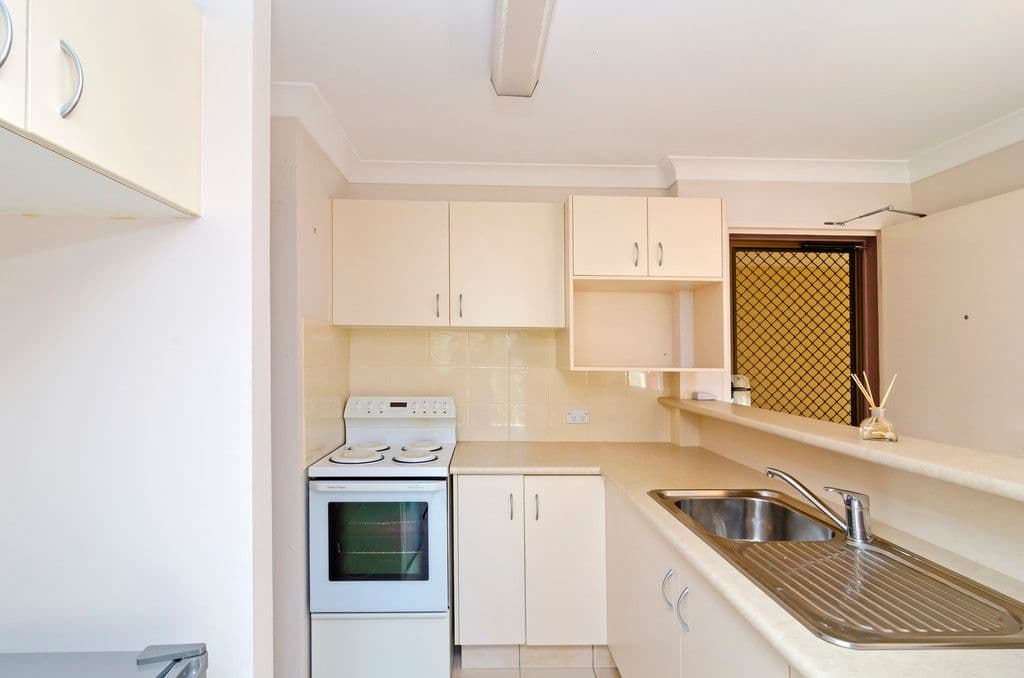 44 Coolangatta Road, COOLANGATTA QLD 4225, Coolangatta - Thumbnail 5