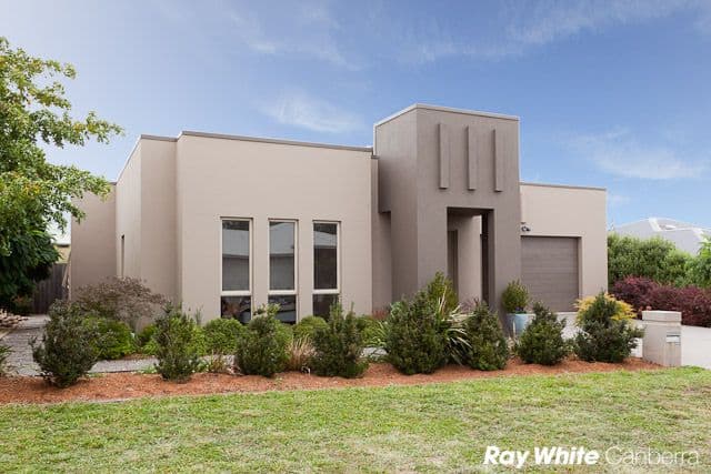 32 Jeanne Young Circuit, MCKELLAR ACT 2617, McKellar - Image 1