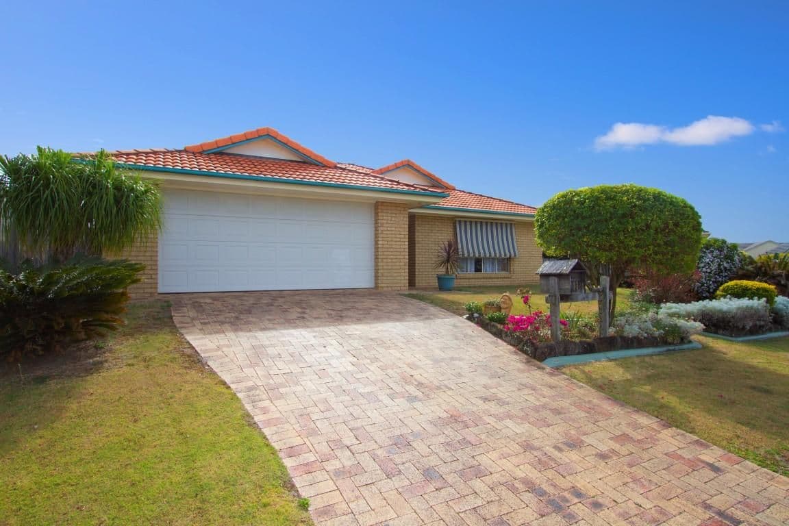 11 Winders Place, BANORA POINT NSW 2486, Banora Point - Image 1
