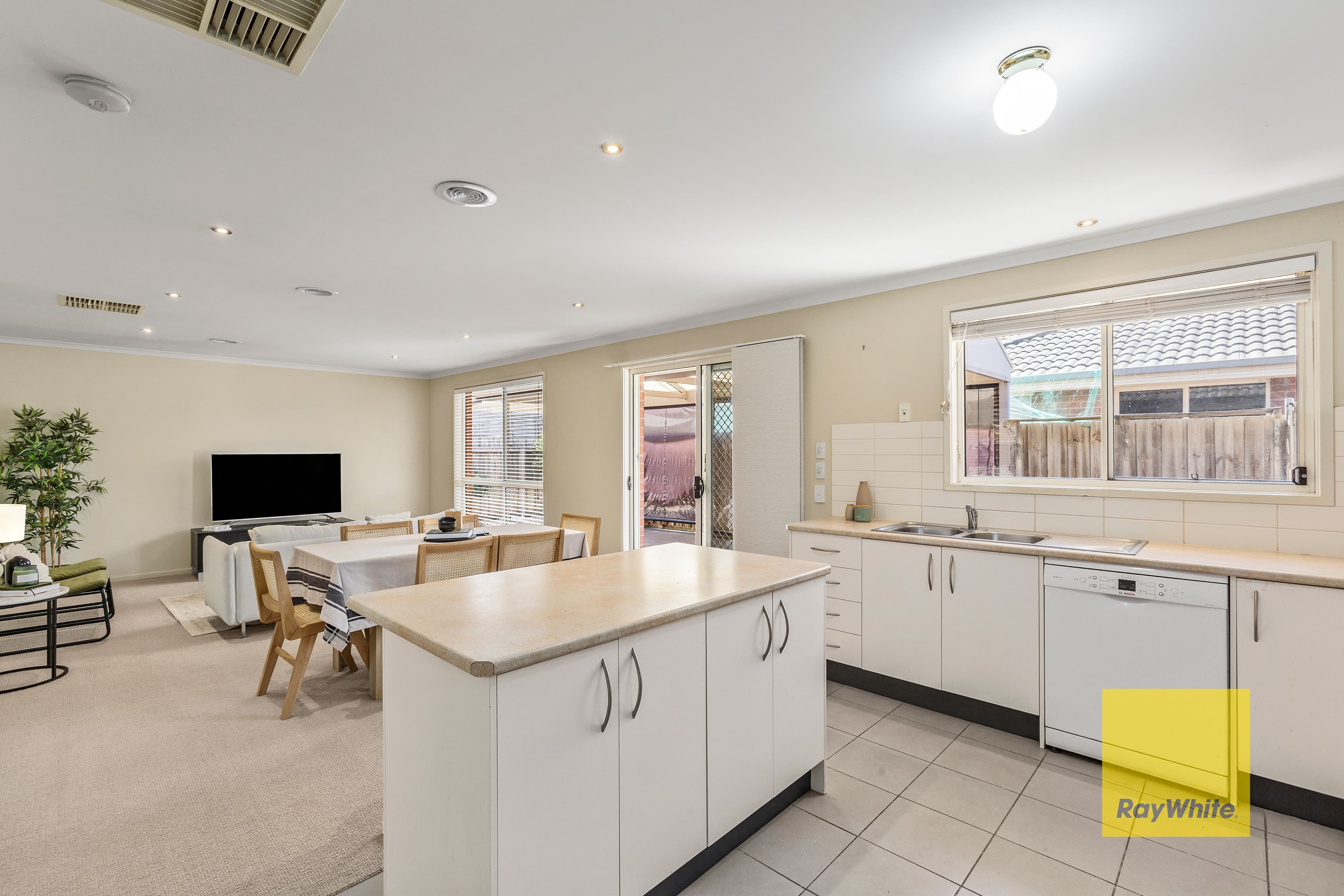 2 Balblair Drive, Grovedale VIC 3216, Grovedale - Thumbnail 3