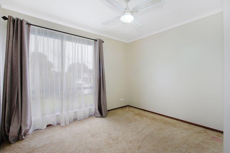 24 Yellow Gum Way, Thurgoona - Thumbnail 4
