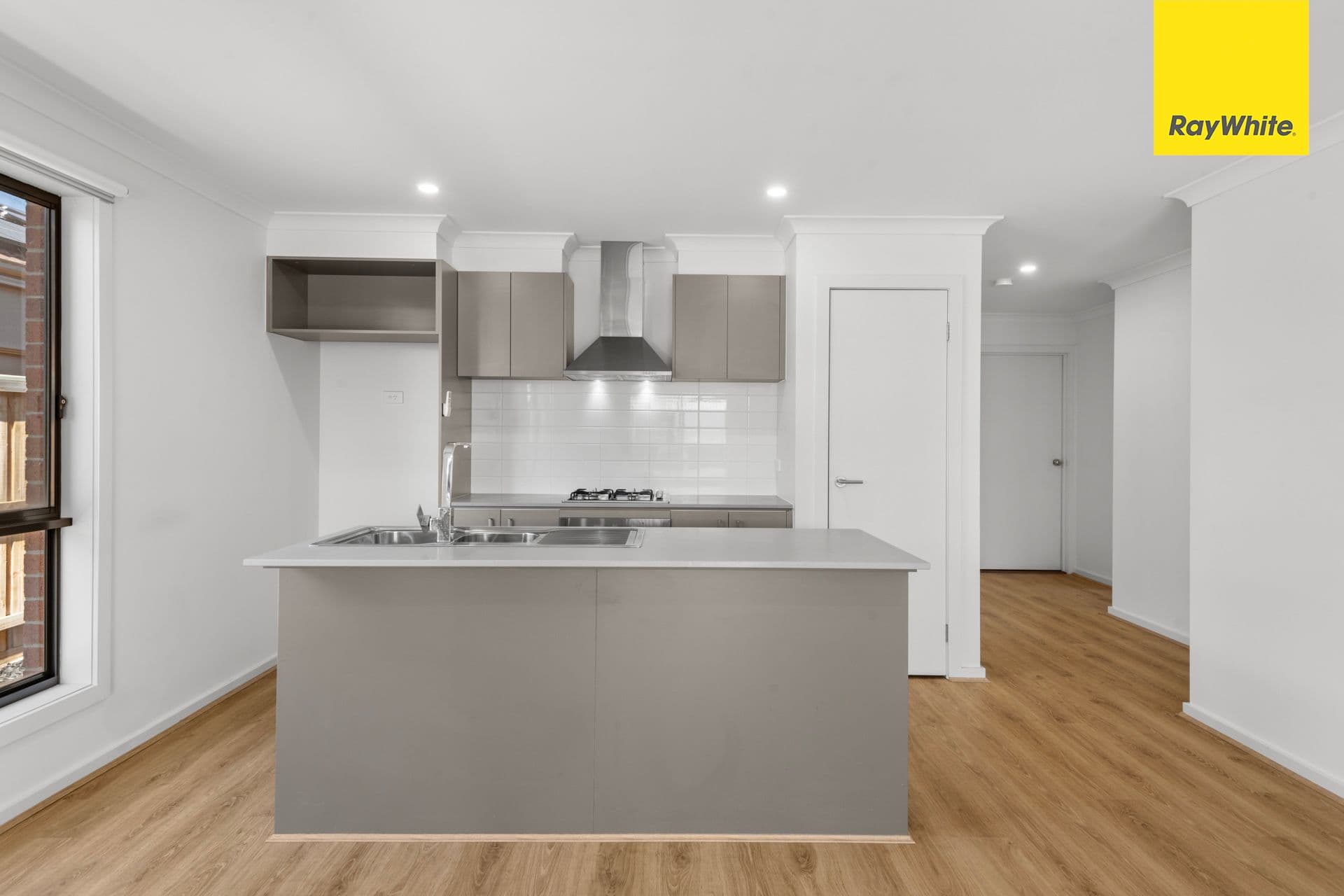 19 Metroon Drive, WEIR VIEWS VIC 3338, Weir Views - Thumbnail 5