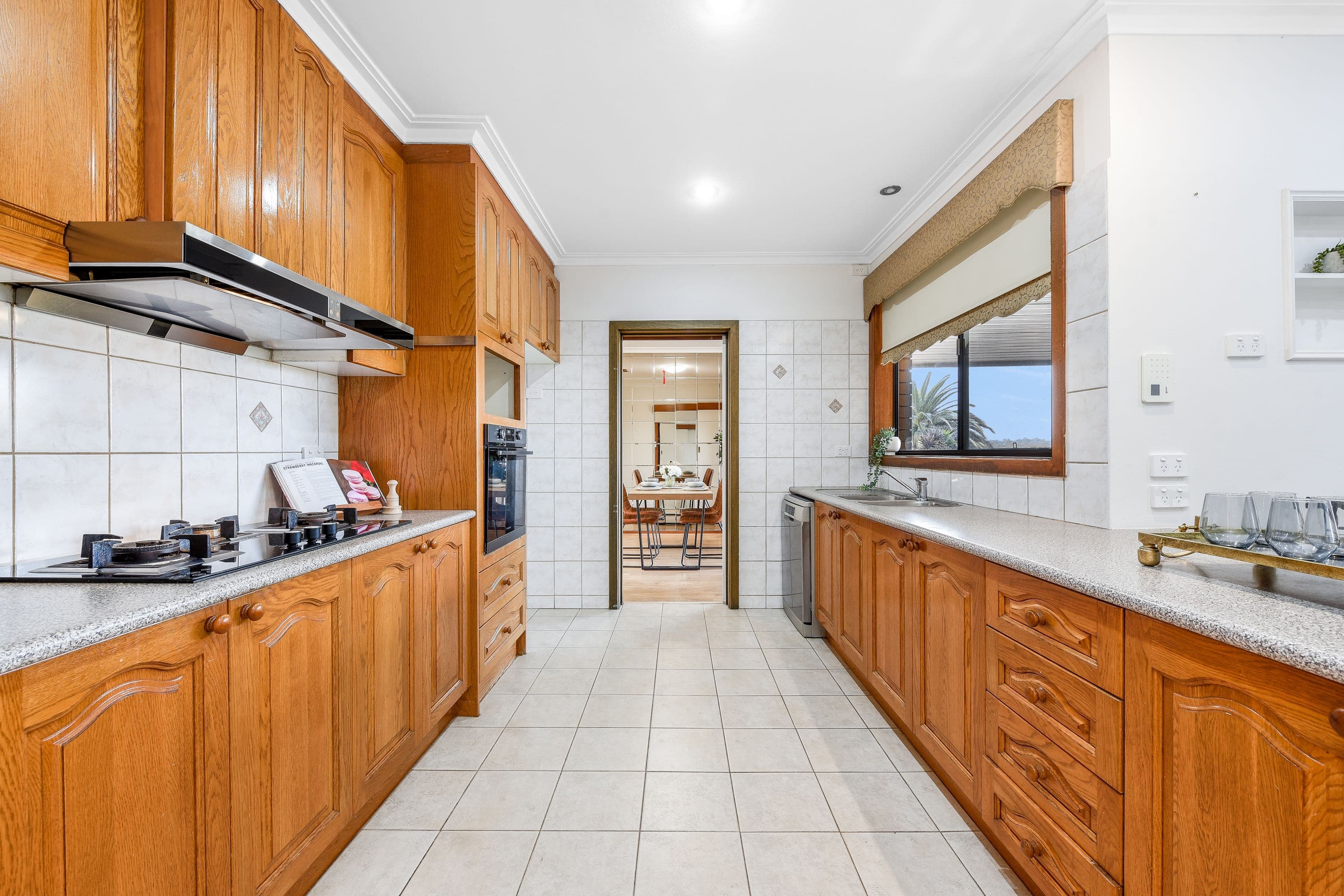 14 Hampshire Road, Doncaster VIC 3108, Doncaster - Thumbnail 2