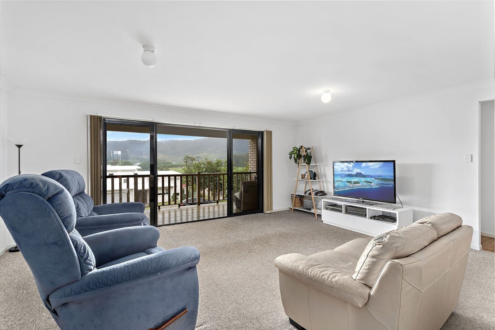 56 William Sharp Drive, Coffs Harbour - Thumbnail 3