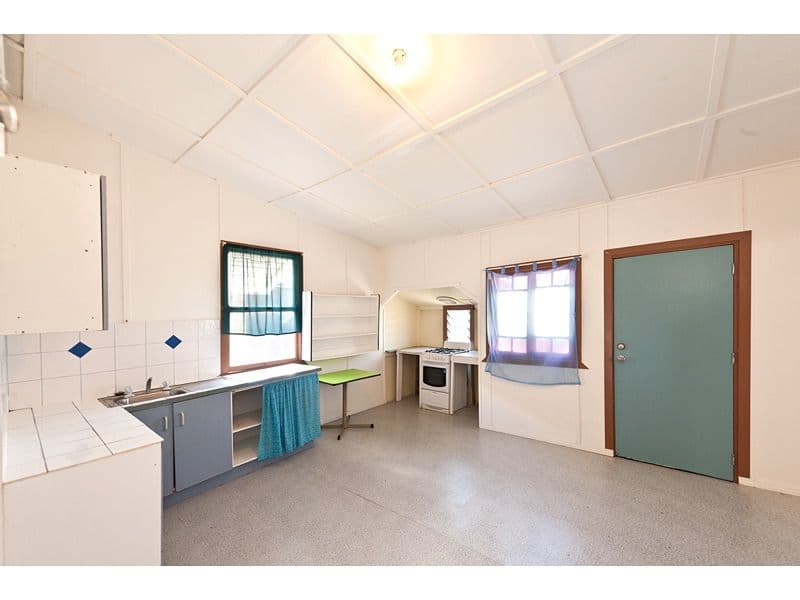 265 Denison Street, ROCKHAMPTON CITY QLD 4700, Rockhampton City - Thumbnail 7