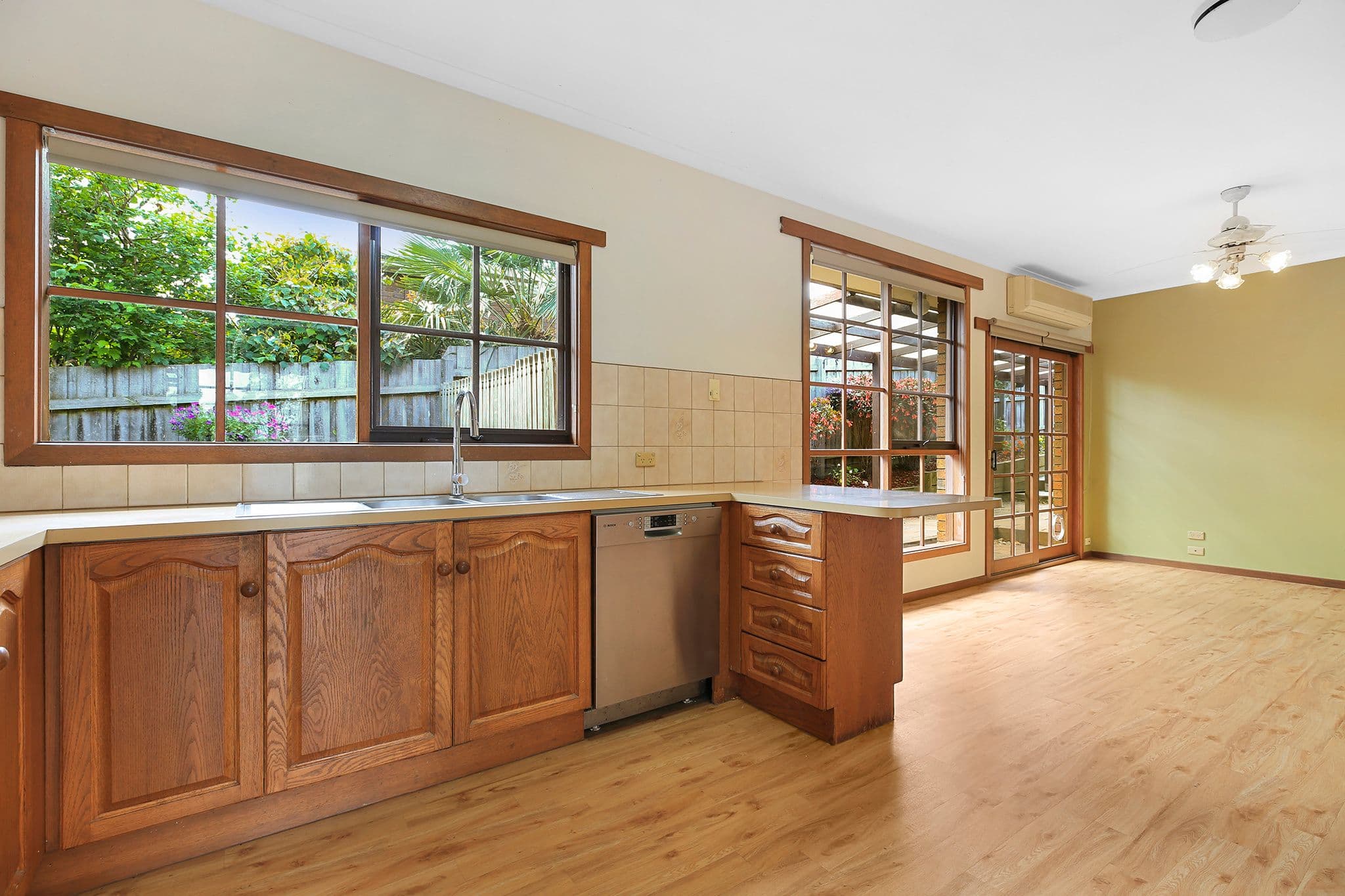 4 Edward Street, Drouin VIC 3818, Drouin - Thumbnail 3