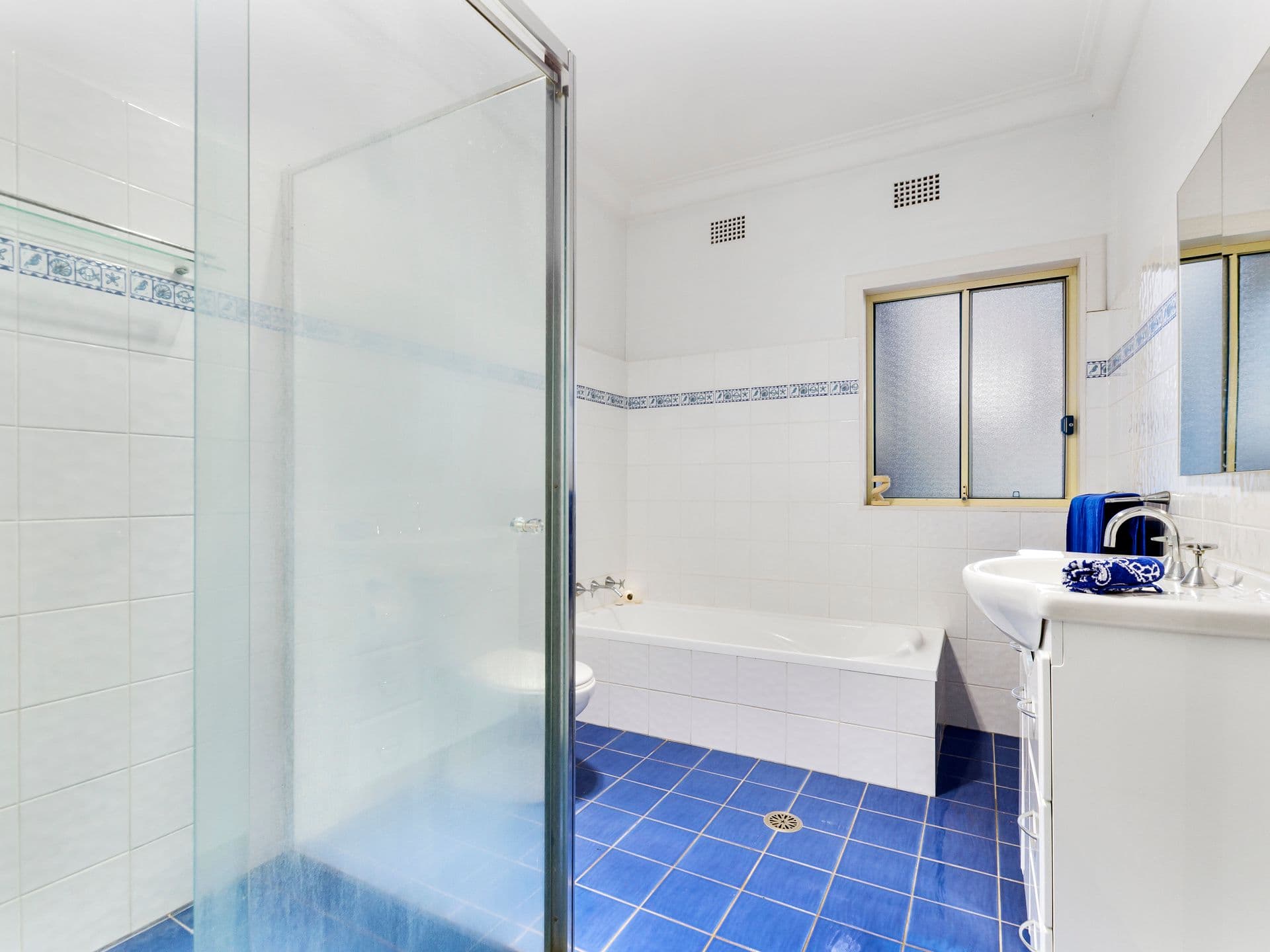 74 Dumfries Avenue, Mount Ousley - Thumbnail 7