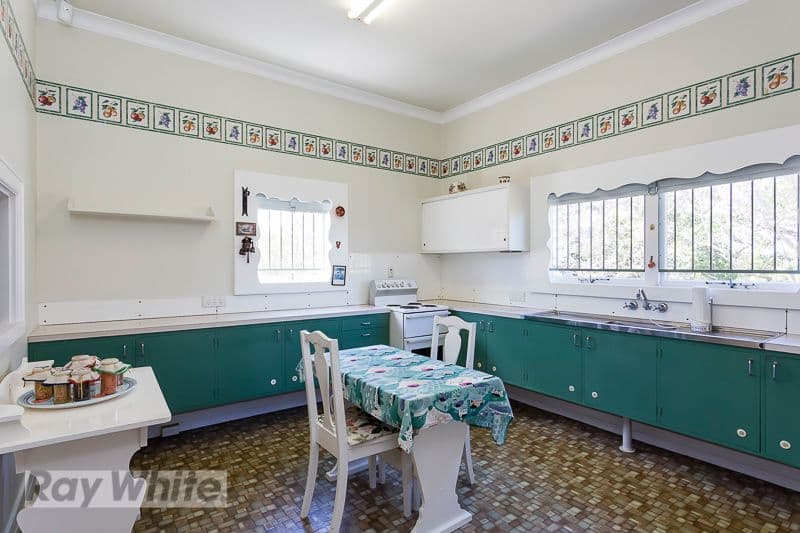 63 Beryl Crescent, HOLLAND PARK QLD 4121, Holland Park - Thumbnail 4