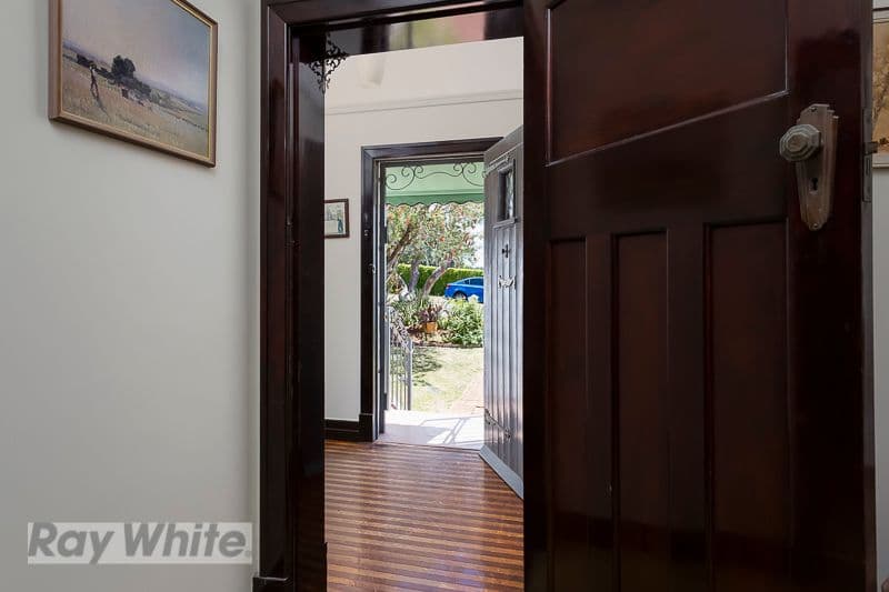 63 Beryl Crescent, HOLLAND PARK QLD 4121, Holland Park - Thumbnail 8