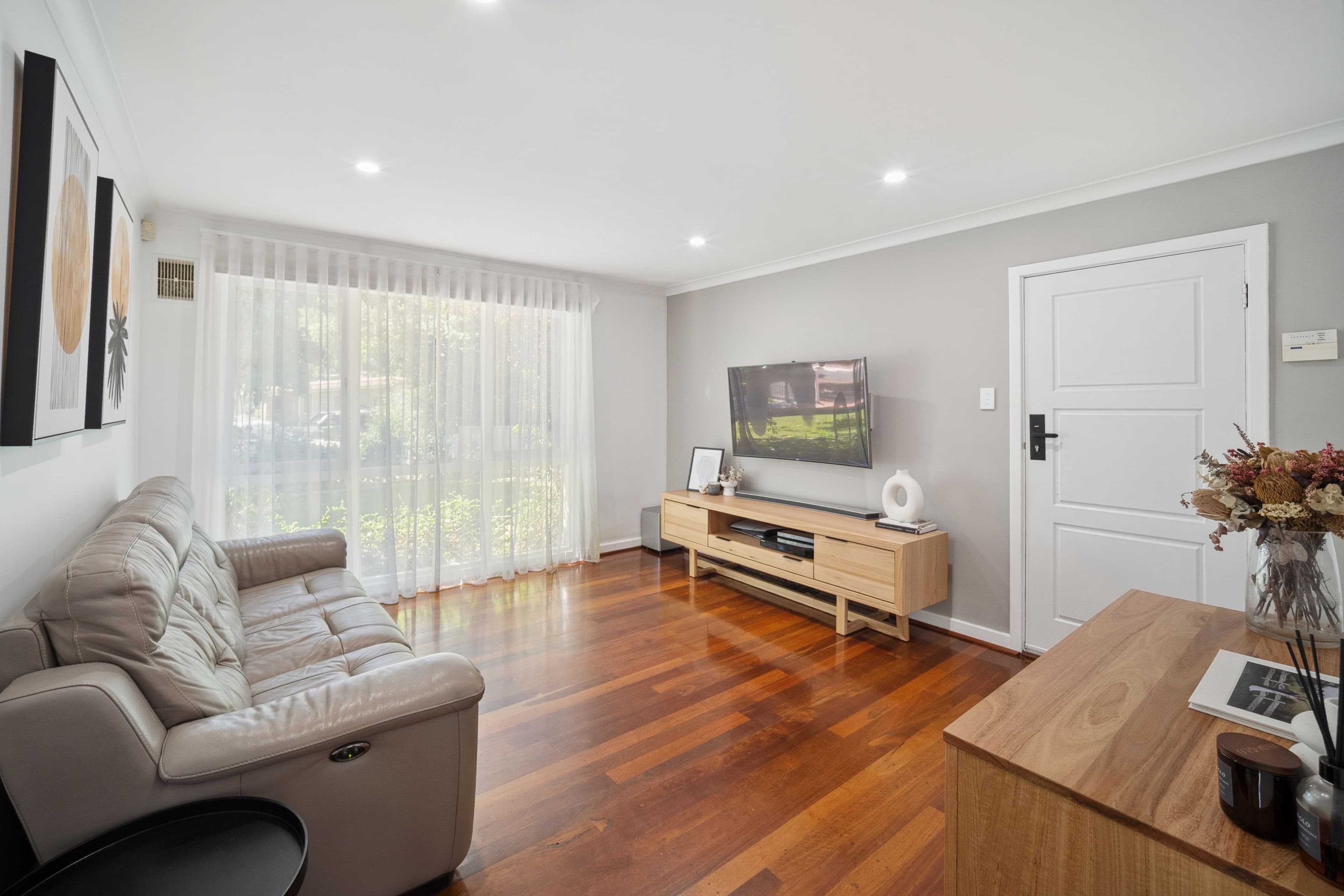 22 Crayden Road, Kalamunda WA 6076, Kalamunda - Thumbnail 5