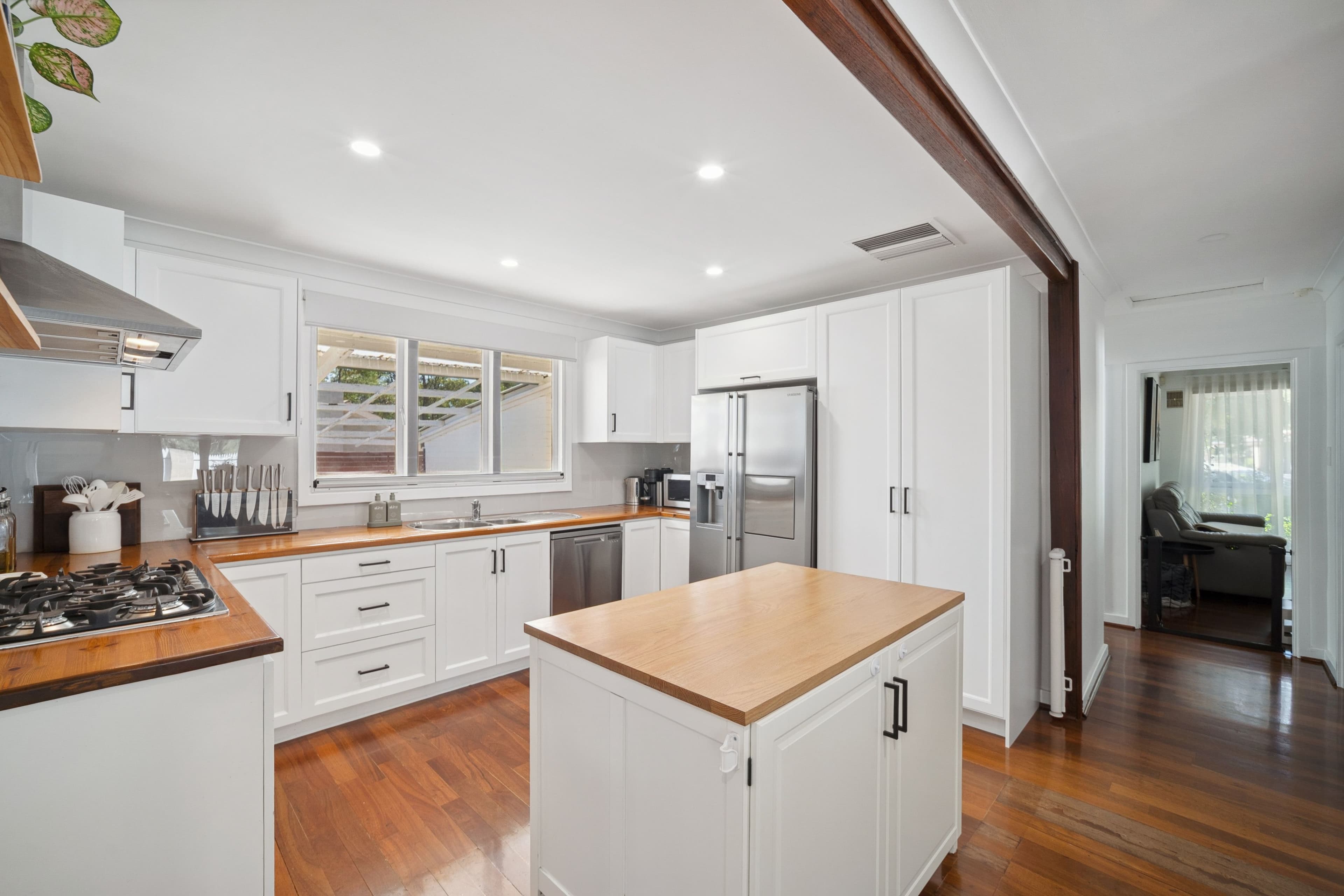 22 Crayden Road, Kalamunda WA 6076, Kalamunda - Thumbnail 7