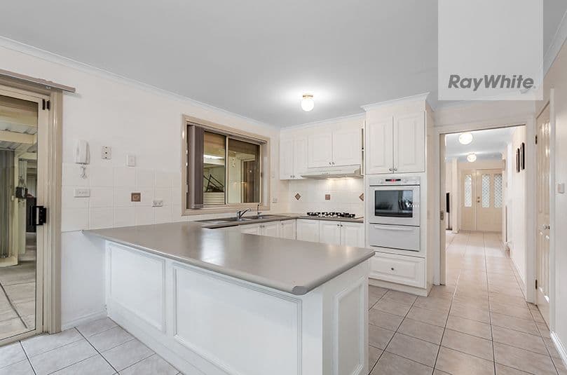 38 Mccabe Drive, Epping VIC 3076, Epping - Thumbnail 4