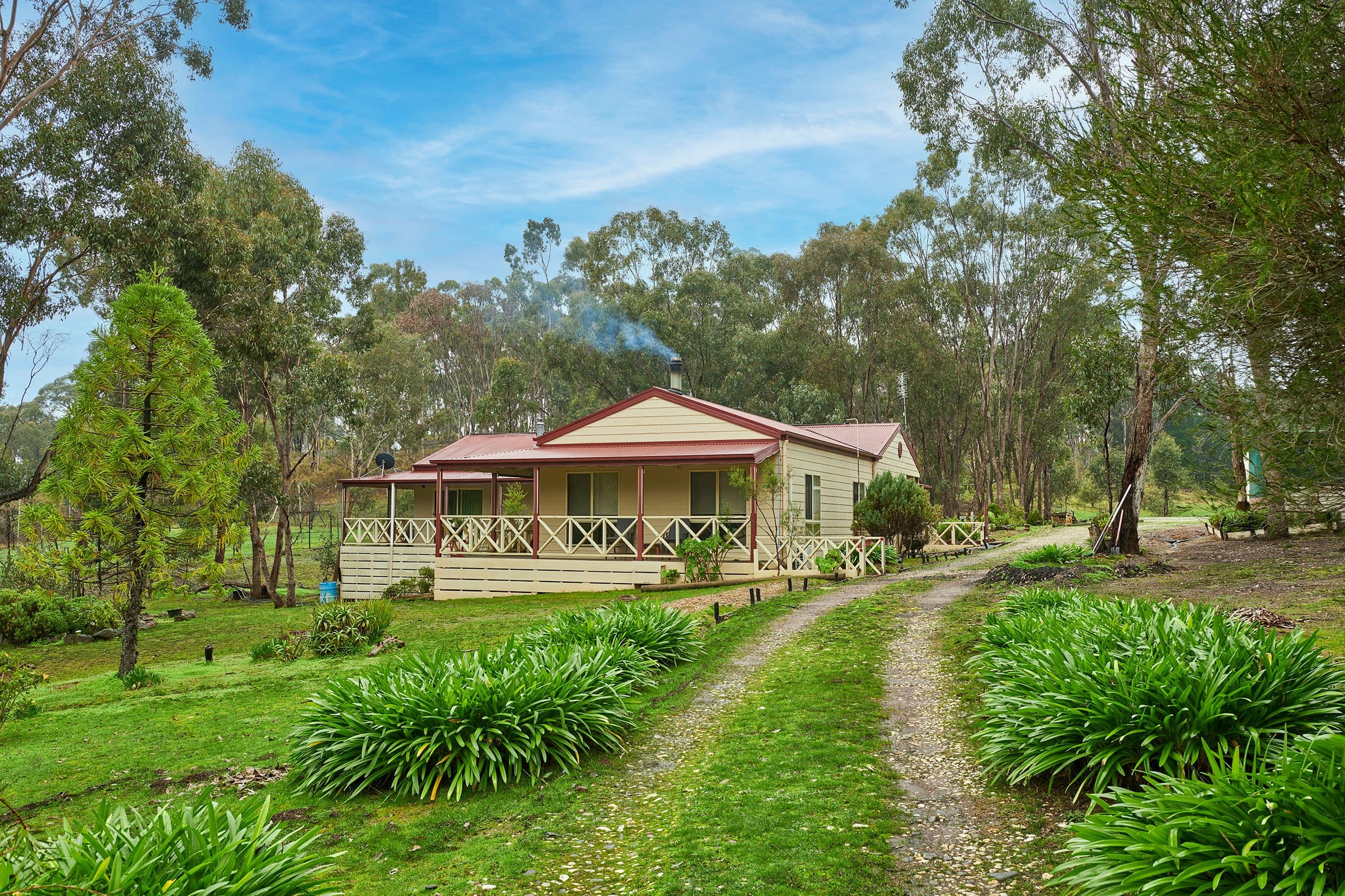 43 Youngs Lane, Heathcote VIC 3523, Heathcote - Thumbnail 2