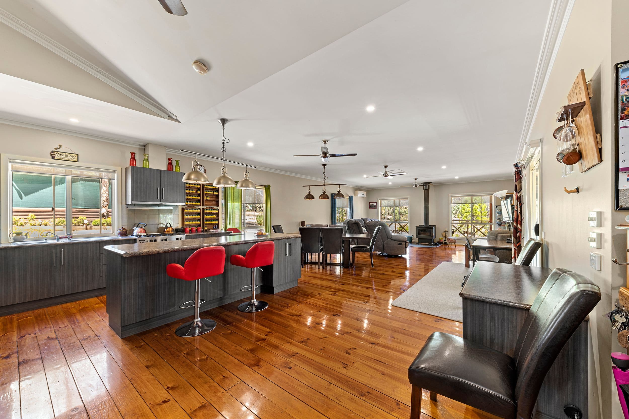 43 Youngs Lane, Heathcote VIC 3523, Heathcote - Thumbnail 4