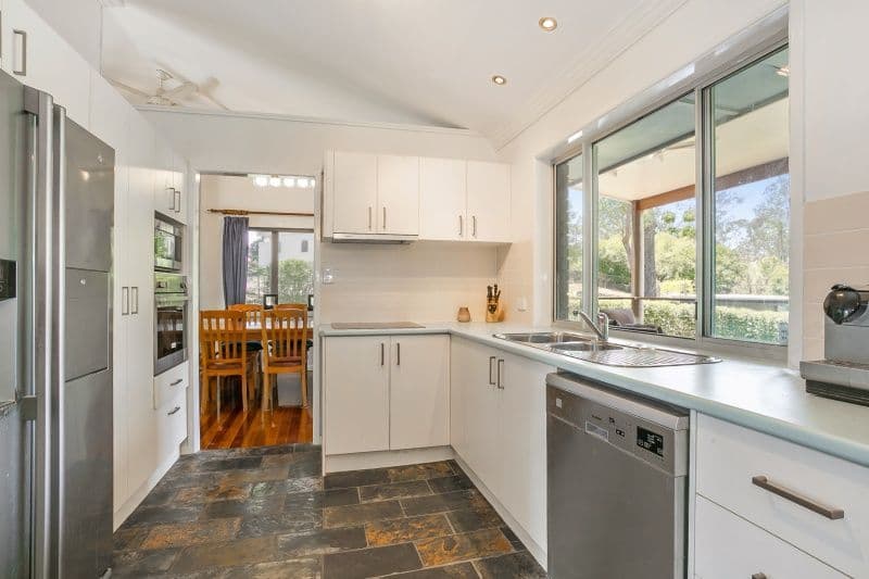 85 Kersley Road, Kenmore QLD 4069, Kenmore - Thumbnail 7