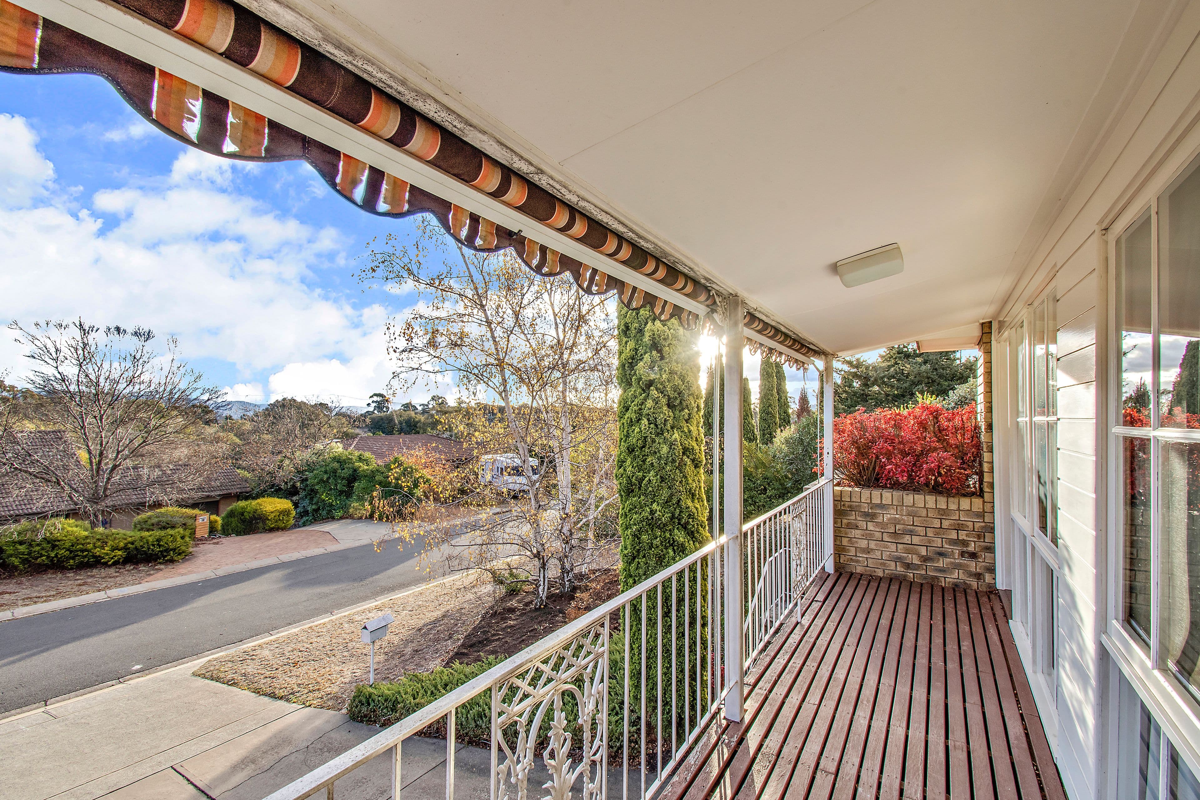 22 Cruikshank Street, Wanniassa ACT 2903, Wanniassa - Thumbnail 2