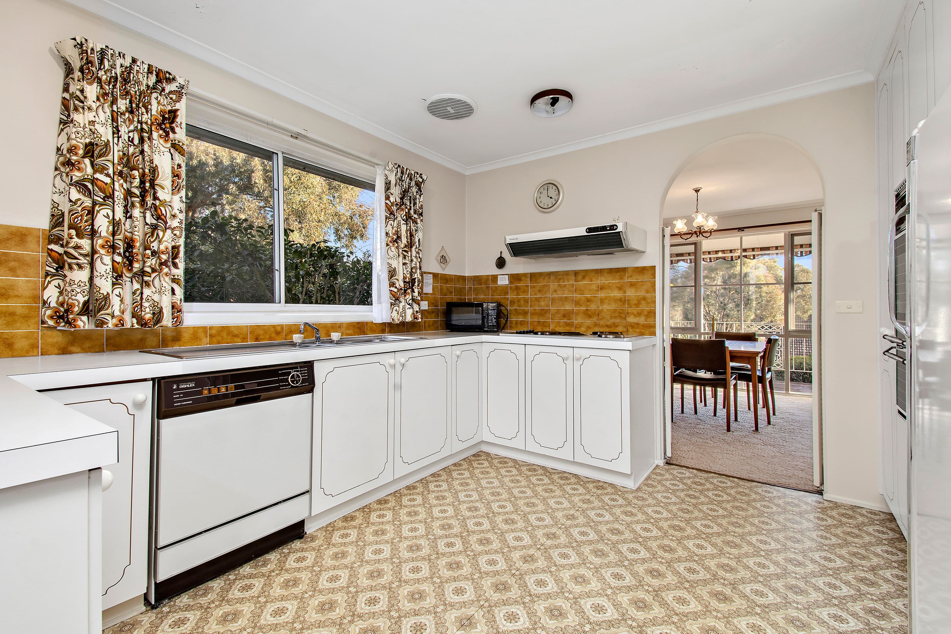 22 Cruikshank Street, Wanniassa ACT 2903, Wanniassa - Thumbnail 7