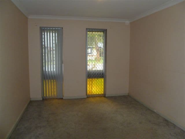 16 Devonshire Terrace, ARMADALE WA 6112, Armadale - Thumbnail 3