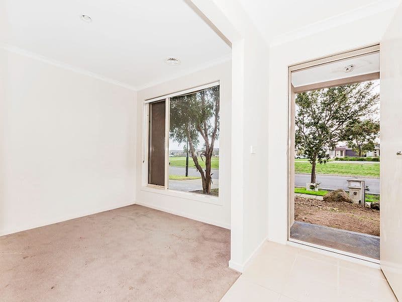 29 Kambah Street, Tarneit VIC 3029, Tarneit - Thumbnail 2